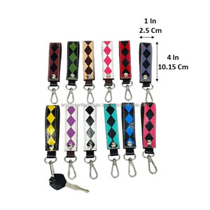 Porte-clés élégant en cuir de vachette à carreaux, motif personnalisé de créateur, cordon élégant personnalisé avec fermoir - Product Image 2