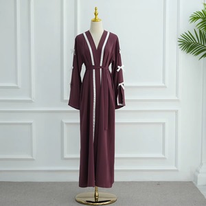 Abaya musulmane traditionnelle de haute qualité 2026 en gros avec hijab, abaya islamique modeste à manches longues, robe musulmane pour femmes - Product Image 4