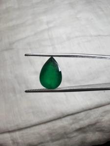 Vente en gros d'émeraudes naturelles zambiennes de 3,44 carats, forme poire, pierre précieuse verte intense, pour bague, pendentif, bijoux - Product Image 2
