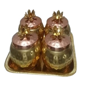 Pot en métal artisanal le plus vendu 2021 avec plateau de service rond en bois prix de gros par Medieval Edge - Product Image 1