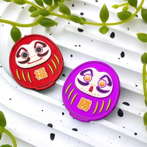 เข็มกลัดปกเสื้อชุบสีรุ้ง - Product Image 2