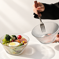 Vente en gros de bols en verre cannelé transparent de 16 cm, profonds, pour salade de fruits, dessert, service de table pour hôtel, restaurant