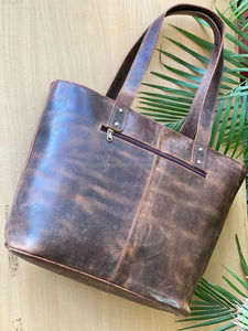 Bolso de mano de piel auténtica metálico con pelo OEM 2024 personalizado del fabricante al por mayor, bolsos de hombro de gran capacidad a la moda para mujer - Product Image 6