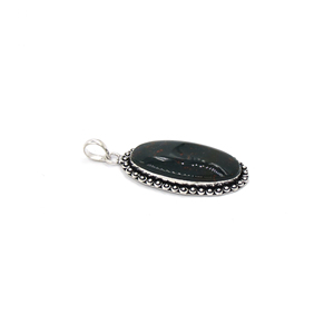 Colgante de latón con cabujón ovalado de piedra de sangre natural al por mayor |   Colgante artesanal de piedras preciosas |   Abalorio de Joyería con Borde de Cuentas - Product Image 2