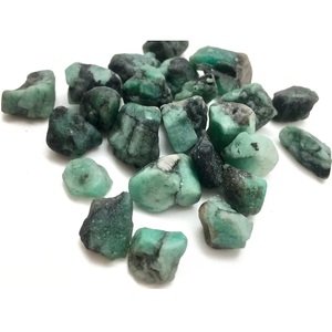 หินมรกตธรรมชาติทรงกลมแกะสลักลายฉลุขัดเรียบสีเขียว คริสตัลบำบัดเรกิ สำหรับการทำเครื่องประดับ - Product Image 6