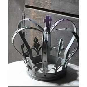 Couronne de Noël en métal design, accent décoratif festif pour la collection hiver de la maison - Product Image 6