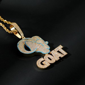 Pendentif Goff en Moissanite Plaqué Or avec Tête de Taureau, Bijou Hip Hop pour Homme, Pendentif Lettre Iced Out pour Usage Quotidien - Product Image 1