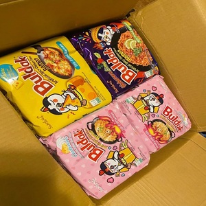 Nouilles épicées Samyang Buldak au goût authentique coréen et à une saveur fortement épicée, offrant une expérience culinaire délicieuse - Product Image 1