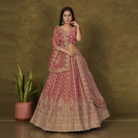 Set Lehenga Choli Sutra Desainer dengan Sentuhan Moss, Bordir Motif Zari yang Rumit, Pinggiran Berhias Mewah, dan Dupatta Elegan untuk Perayaan Diwali