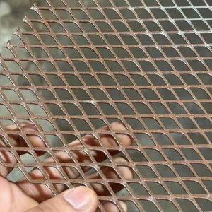 Rollo de Malla Metálica Expandida Galvanizada MS, Placa de Acero de Alta Resistencia con Forma de Diamante para Pasarelas y Plataformas de Seguridad en la Construcción - Product Image 3