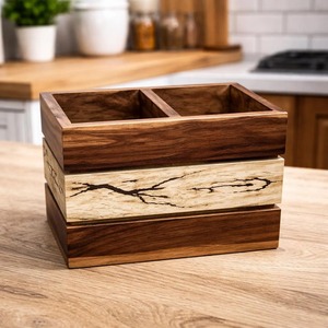 Organisateur de couverts en bois décoratif, parfait pour les repas en plein air et le rangement des ustensiles sur le comptoir de cuisine, fabriqué à la main en Inde - Product Image 6
