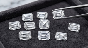 เพชรเม็ดเล็ก CVD ปลูกในห้องปฏิบัติการ รูปทรง Asscher Cut และ Emerald Cut ขนาด 0.15-0.2 กะรัต สี DEF ความสะอาด VVS ขนาด 3.6x2.6 มม. และ 4.0x3.0 มม. แบบเจียระไนละเอียด ขายส่ง - Product Image 2