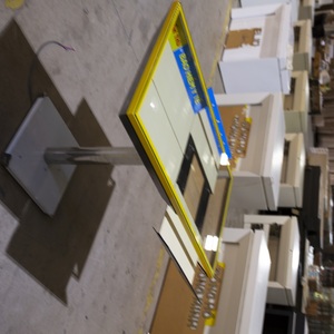 Comptoir promotionnel POSM personnalisé avec affichage intégré, table de promotion de marque pour la vente au détail |   Éclairage LED en bande |   Design moderne |   Durable |   OEM - Product Image 5