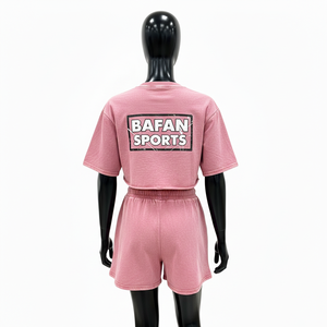 Conjunto de Top Corto y Pantalones Cortos Rojos para Mujer, Mezcla de Algodón Grueso, Panel Lateral con Logotipo de Diamantes de Imitación, Personalizado OEM, 100% Algodón - Product Image 5