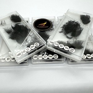 ขนตาปลอมแบบพัดสำเร็จรูป พรีเมียม CC/DD/M/L Curl 0.03 0.05 ทำมือ ฐานแหลม สีดำด้าน เส้นใย PBT คุณภาพเกาหลี เพิ่มวอลลุ่ม - Product Image 6