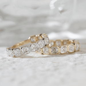 Bague d'éternité intemporelle en diamant de laboratoire taille Asscher 3,5 mm certifiée IGI, sertie clos, de luxe, pour mariage - Product Image 6