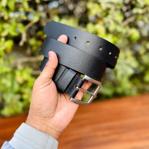 Cinturón de Cuero de Búfalo Perforado Vintage de Lujo con Hebilla de Aleación de Zinc, Acabado Artesanal Suave, Formal, 35MM, Duradero - Product Image 6