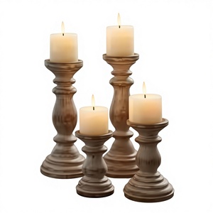 Candelabro Redondo de Madera de Mango Hecho a Mano con Impresión Personalizable de 1 Color para Pascua, Navidad y San Valentín - Product Image 1