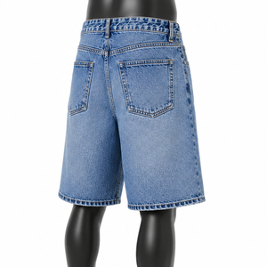 Shorts en jean pour homme avec logo personnalisé, coupe ample, 100% coton biologique, style streetwear, écologiques, longueur genou - Product Image 5