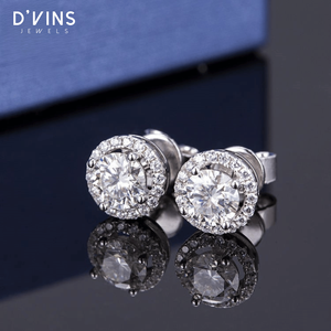 ต่างหูเพชรแล็บโกรว์ทรงกลมเจียระไนแบบบริลเลียนท์ ตัวเรือนทองคำแท้ 10K ยี่ห้อ D'vins Jewels แบบฝังเพชร - Product Image 5