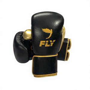 Gants de boxe Fly Super Quality Gold & Black Lace Up, design personnalisé, gants de boxe professionnels Fly Sparing en cuir avec fermeture auto-agrippante. - Product Image 5