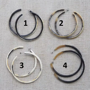 Meilleur prix Boucles d'oreilles écologiques faites à la main en corne de buffle, forme personnalisable par decor world expo - Product Image 1
