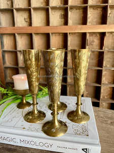 Verres à cocktail vintage en laiton martelé de qualité supérieure et écologiques - Coupe à martini en laiton martelé - Ali Handicrafts India - Product Image 5