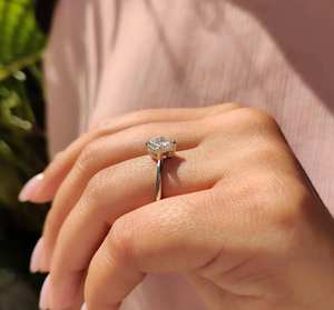 Anillo de Compromiso de Lujo con Moissanita de Corte Princesa de 1 Quilate, Oro Rosa Sólido, Claridad VVS1, Sin Níquel, Joyería al por Mayor para Mujer B2B - Product Image 2