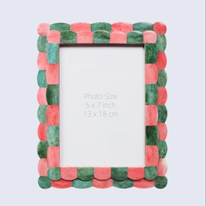 กรอบรูปตกแต่งฝังกระดูกสัตว์สุดหรูสำหรับตั้งโชว์บนโต๊ะ - Product Image 2
