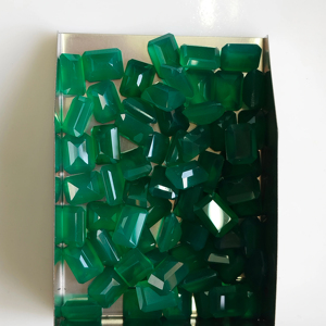 พลอยออนิกซ์สีเขียวธรรมชาติ 8x6 มม. ทรงแปดเหลี่ยม คุณภาพดีที่สุด พลอยหลวมสำหรับทำเครื่องประดับ ผลิตภัณฑ์จากเรดเมาน์เทน เจมส์ - Product Image 5