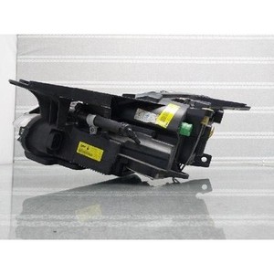 ไฟหน้าขวาของรถยนต์มือสองปี 2017 รุ่น Quattroporte M156 แบบ HID/Xenon ของแท้ รหัสอะไหล่ 00670001624 - Product Image 3