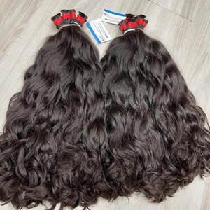 Extensiones de cabello de la mejor calidad, cabello humano a granel, hermoso y muy suave, fácil de aplicar, de muy alta calidad, ondulado natural a granel. - Product Image 3