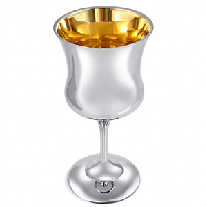 Coupe Kiddush en métal plaqué or élégante, de haute qualité, finition mate, gobelet de Shabbat, écologique, durable, art moderne, unique, vente en gros - Product Image 3