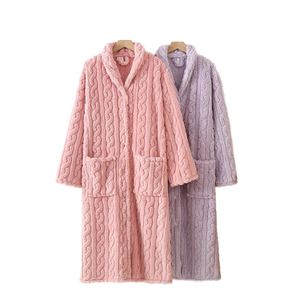 Albornoz de Lujo con Logotipo Bordado, Albornoz de Algodón con Logotipo Bordado Personalizado, Albornoz Suave al Tacto para Hotel, Spa, Hogar y Relajación - Product Image 1