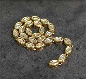 Conector Ovalado de Aleación Chapado en Oro de 18K con Cristales Golden Meena Kaari, Componentes de Joyería Multiusos al por Mayor - Product Image 4