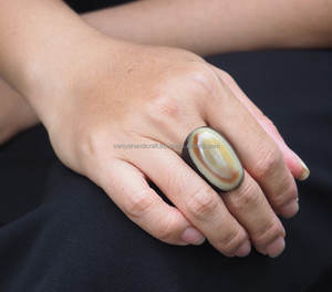 Anillo de cuerno de búfalo hecho a mano de mejor calidad, joyería de cuerno de estilo de amor grueso, técnica pulida, recuerdo artesanal natural único - Product Image 5