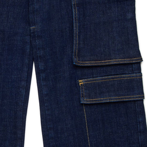 Pantalones vaqueros cargo azul oscuro de corte regular para niños, para compradores mayoristas, a precio económico, con diseño de alta calidad y logotipo personalizado. - Product Image 5