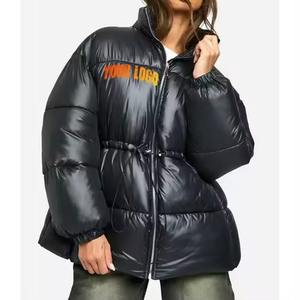 Vente en gros de manteaux d'hiver chauds pour femmes, veste matelassée longue à capuche personnalisée, fabricant de manteaux en duvet pour femmes - Product Image 2