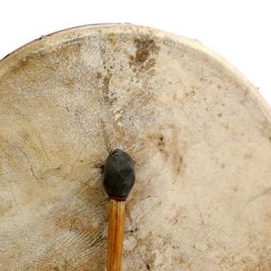 Tambor Chamánico con Piel de Bisonte, Tambor Nativo Chamánico Hecho a Mano, Tambor Redondo de 16 Pulgadas con Marco de Piel de Cabra en Venta - Product Image 5