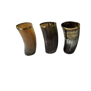 Meilleure Vente : Verres à Boire en Verre Poli, Chopes à Bière Exceptionnelles en Corne de Buffle Naturelle, Tasses à Boire en Céramique Style Viking pour Fêtes - Product Image 1