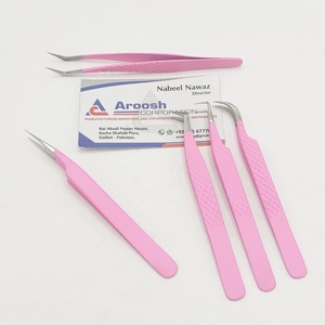 Vente en gros de volume russe enduit de poudre rose pour bébé ensemble de pincettes d'extension de cils en fibre d'acier inoxydable solide durable - Product Image 3