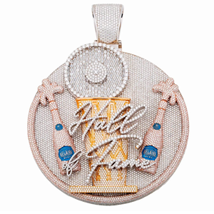 Pendentif Trophée Hall of Fame avec Bouteilles Belaire, en Argent 925 Plaqué Or Rose, Breloques Moissanite, Pendentif de Luxe Thème Glaçé - Product Image 4