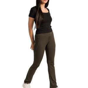 T-shirt personnalisé pour femme, noir, coupe ajustée, manches courtes, col rond, extensible, pour la gym, le fitness, le yoga, respirant, doux, vêtements de sport - Product Image 2