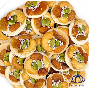 <b>Crisp</b> Baked Caramelized Nut Boat Snack-Mixed Nuts Sweet Crunchy Dessert Gift Vietnam Origin Cup Packaging - Product Image 1