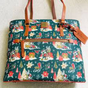 Bolsa de asas de Navidad personalizada de alta calidad Artículo de seda personalizado Patrón de estilo Carta Promoción Aus para exportación - Product Image 6