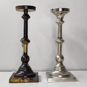 Porte-bougie en aluminium doré antique, pour intérieur et extérieur, décoratif pour les fêtes, fait à la main, porte-bougie à la cire d'abeille - Product Image 1