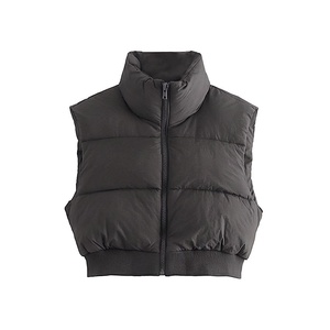 Hooded Quilted Vest Black Polyester Filling Winter Warm Zipper Closure Regular Length Solid Color Woven Fabric - Product Image 5
