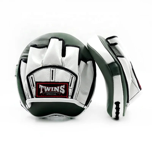 Guantes de Boxeo Profesionales de Piel de Vacuno Genuina, Blancos y Negros, Personalizados OEM, Curvos, para Kickboxing - Product Image 3