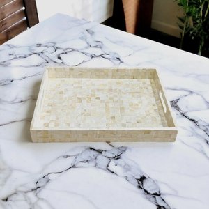 Plateau de service carré pliable artisanal en nacre durable avec finition brossée pour salon Ramadan - Product Image 2