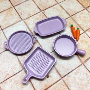 Ensemble d'ustensiles de cuisine miniatures à l'échelle 1:12, collection de casseroles colorées pour maison de poupée, accessoires de cuisine en métal, jouet DIY, cadeau pour les plus de 14 ans - Product Image 3